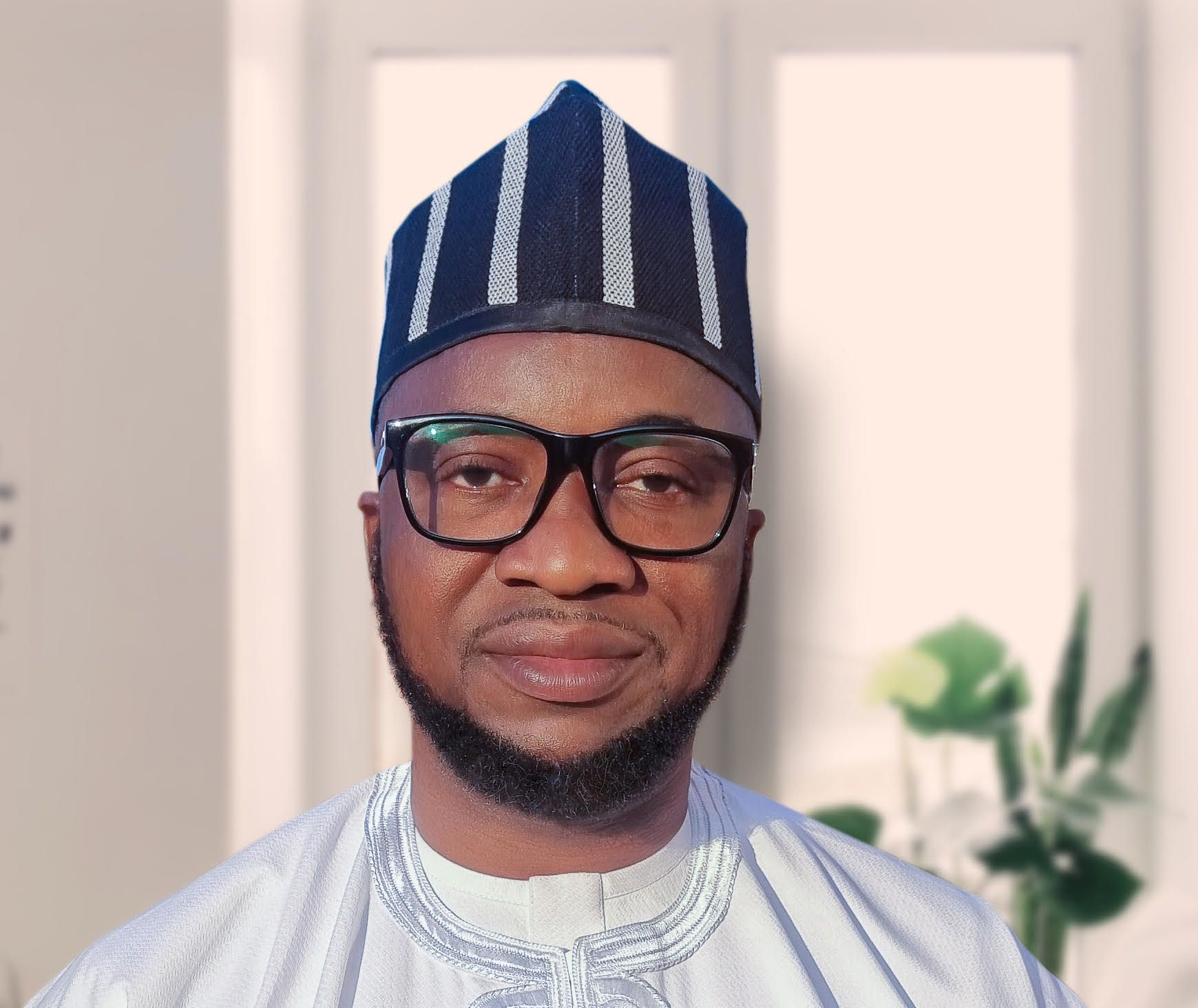 Dr Kohol Shadrach Iornem