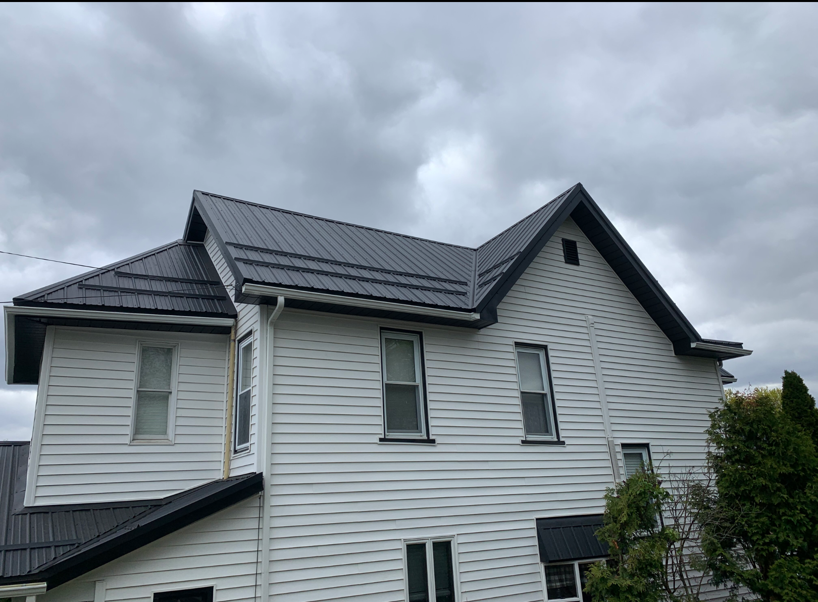 Synthetic slate roofers near me