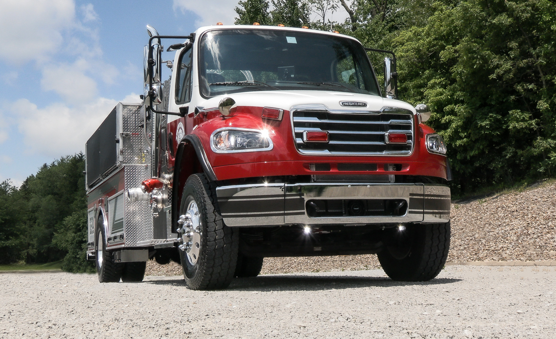 2025 Freightliner M2 106 Plus with Cummins L9 360HP, 2100 Gallon Hawk, Firovac Power Double Portable Tank Bracket.