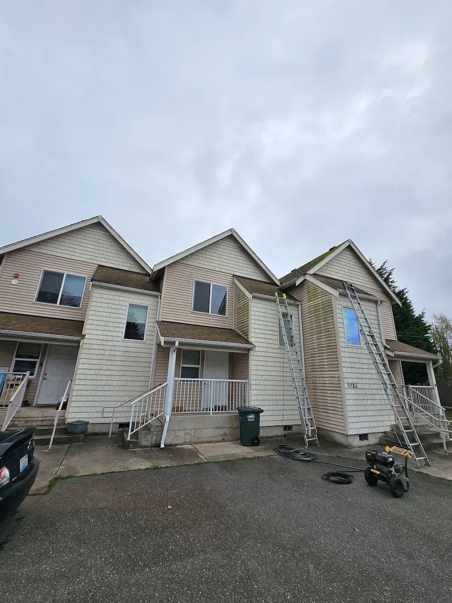 Pressure washing service in Bellingham WA