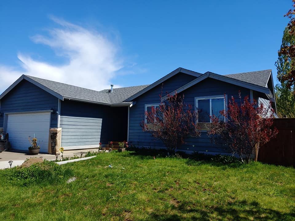 House in Bellingham, WA exterior paint