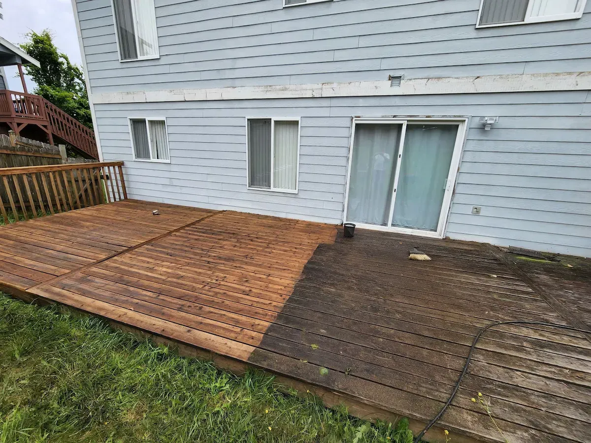 Wooden deck pressure washing
