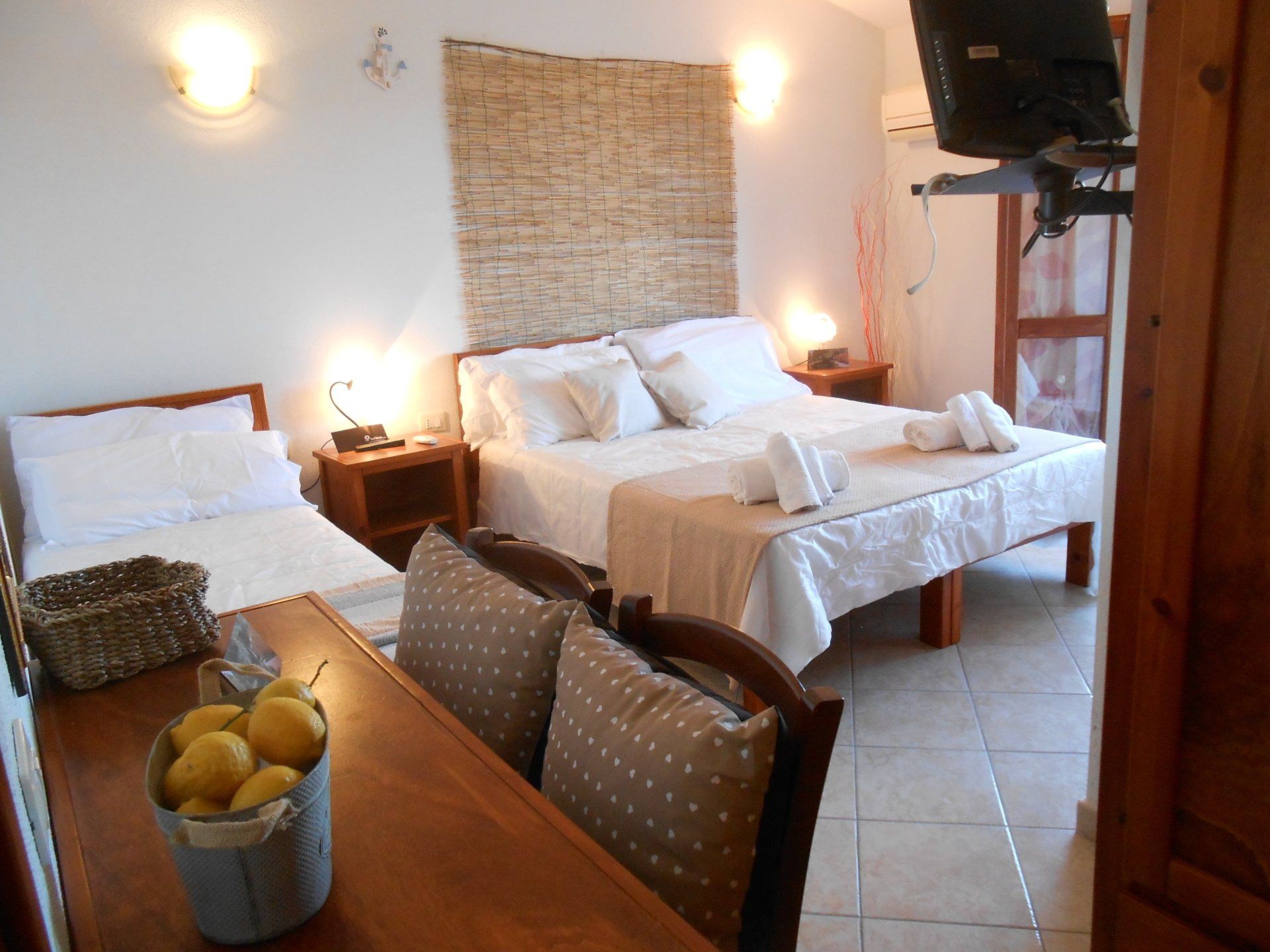 camera di albergo matrimoniale