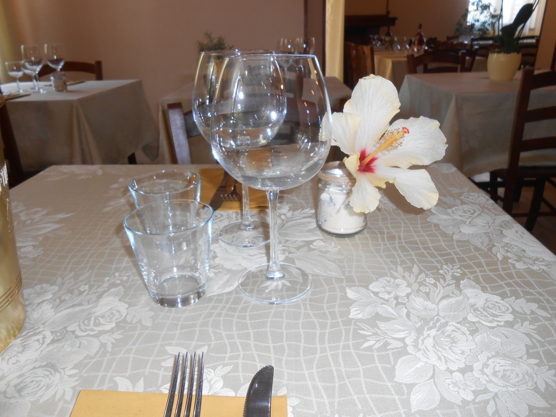 tavola apparecchiata