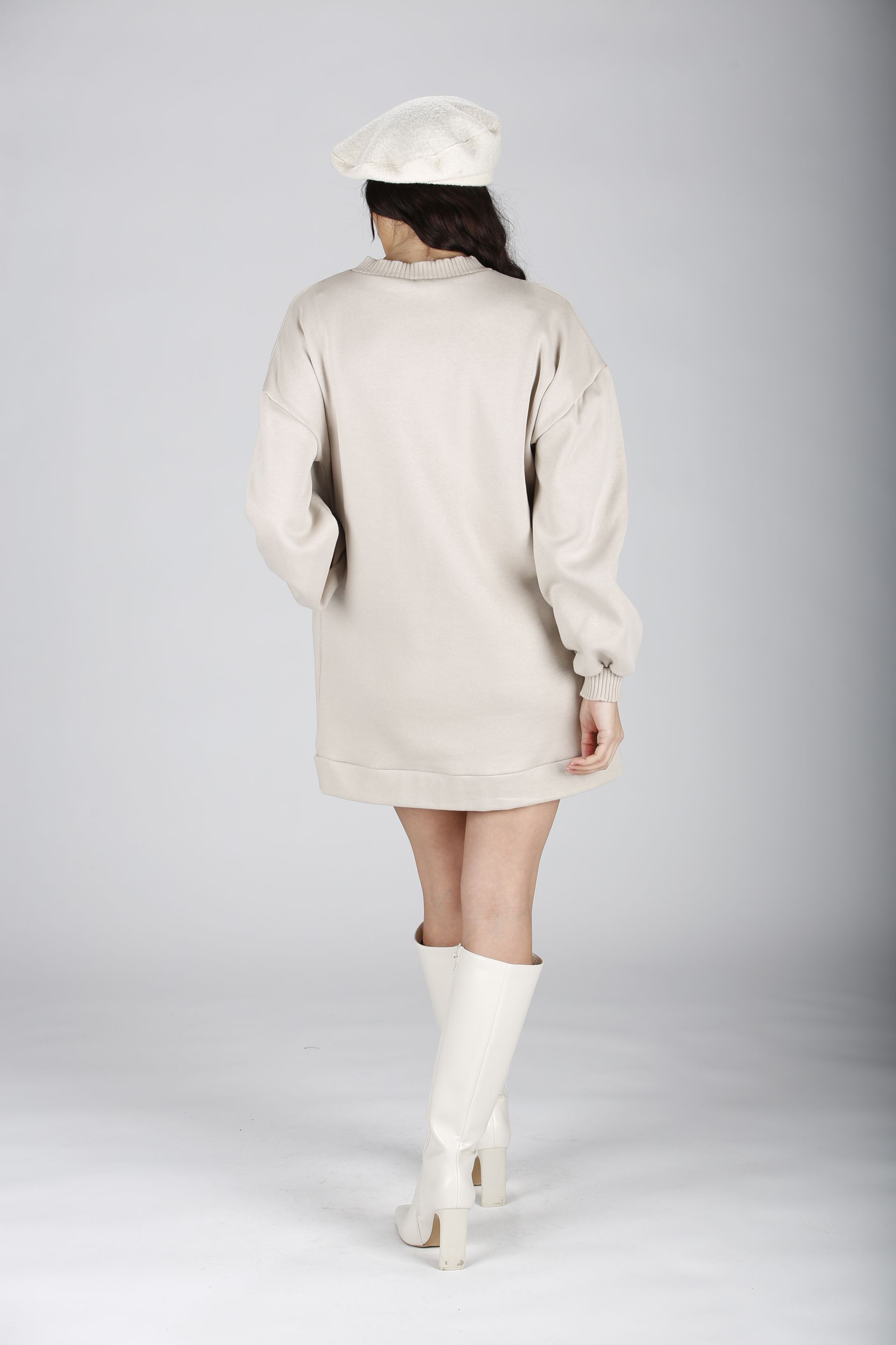 Robe Mona