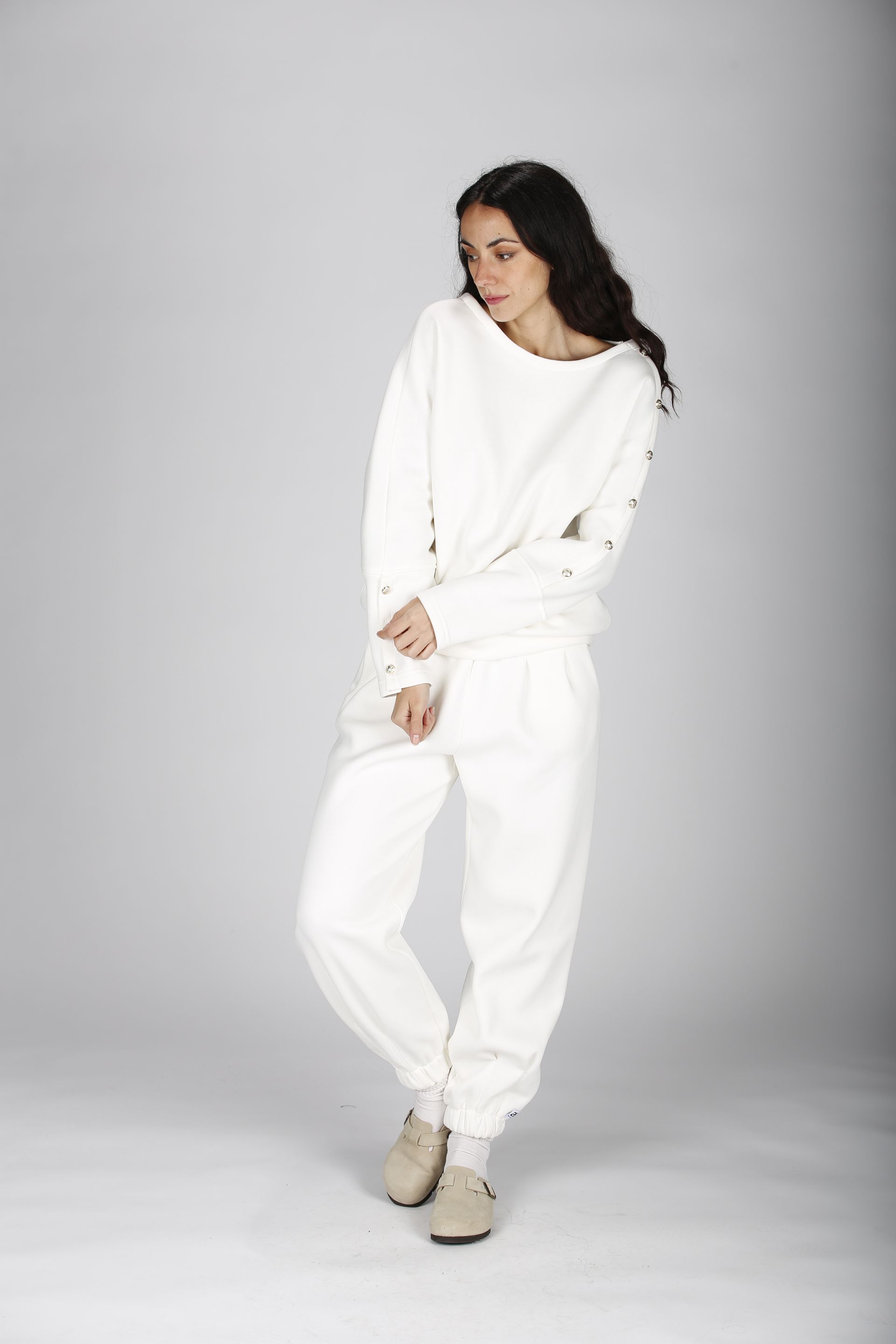Robe Mona
