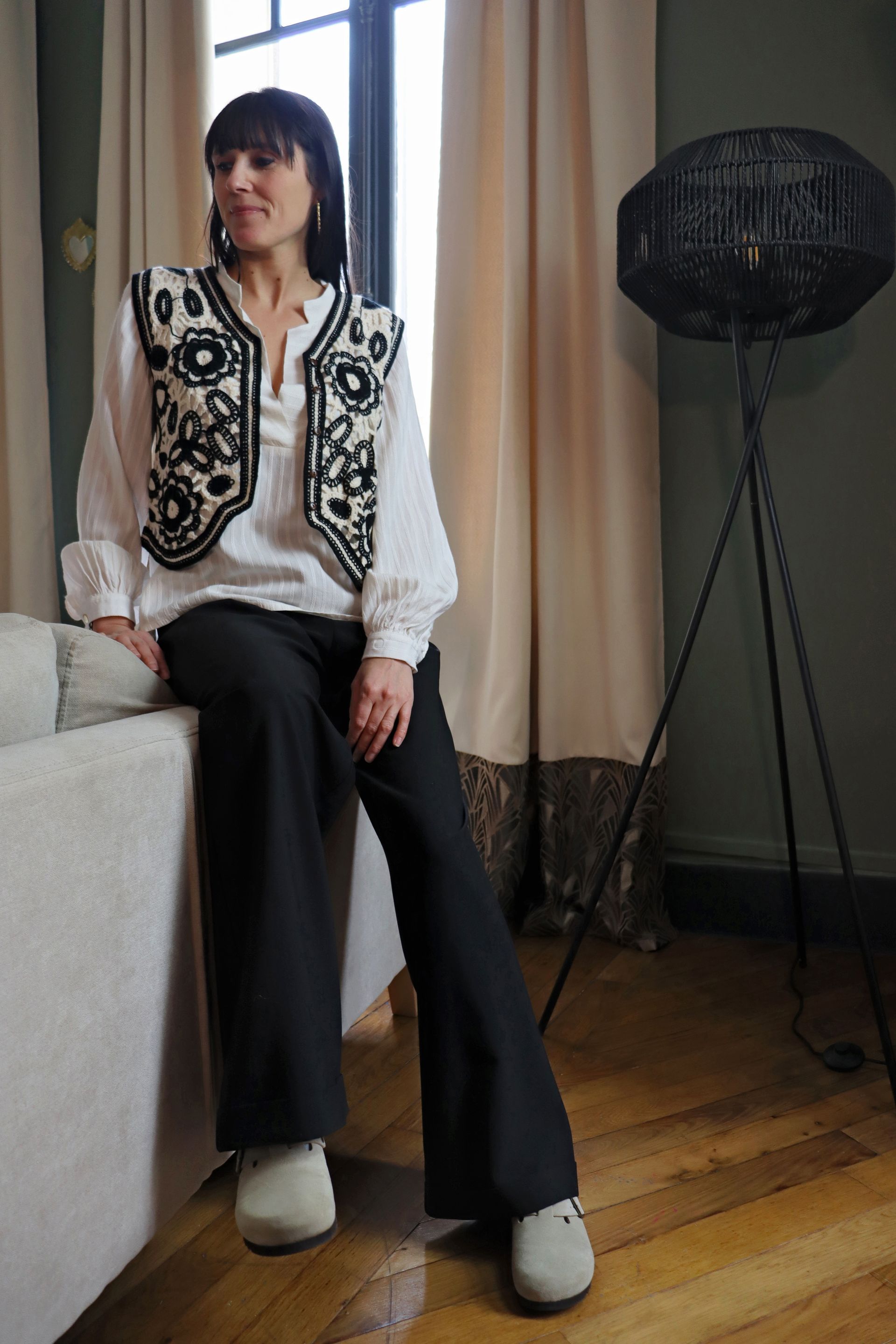 Blouse April, gilet Cadix, pantalon Noa