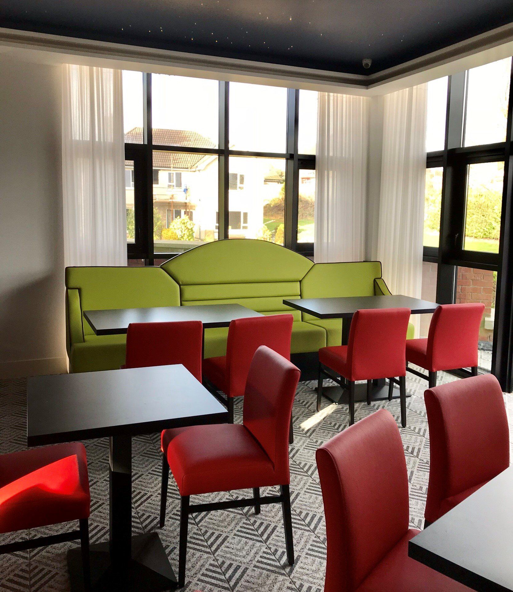 Contract Curtains Pillar Restaurant 6