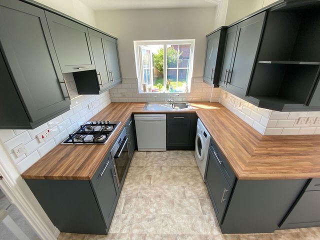 Kitchen Wraps Uk Kent, How Much Does It Cost To Vinyl Wrap Kitchen Cabinets