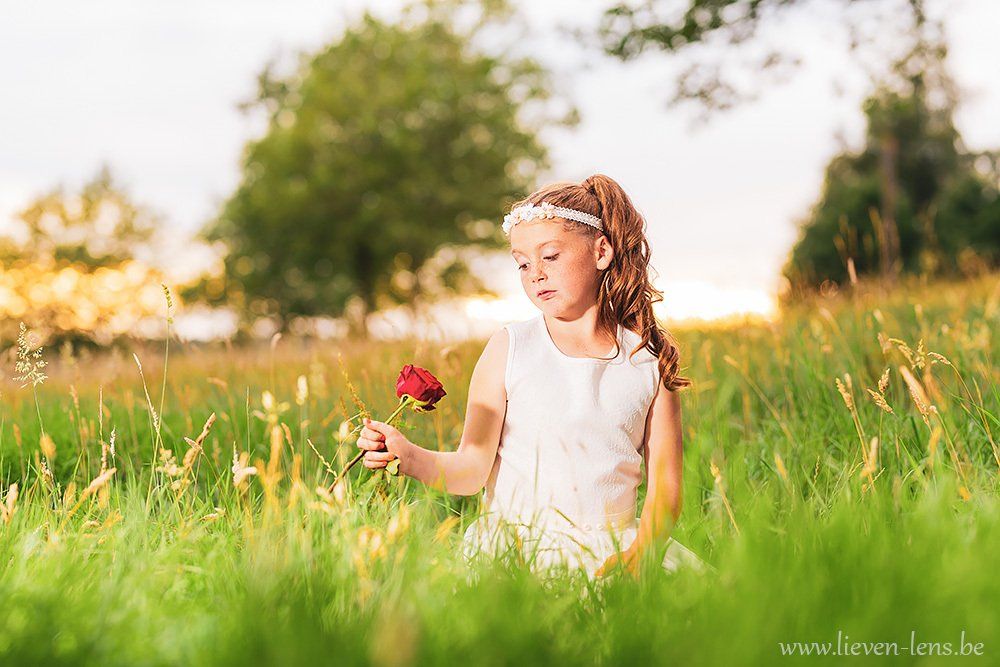 communiefoto meisje voorbeeld natuur