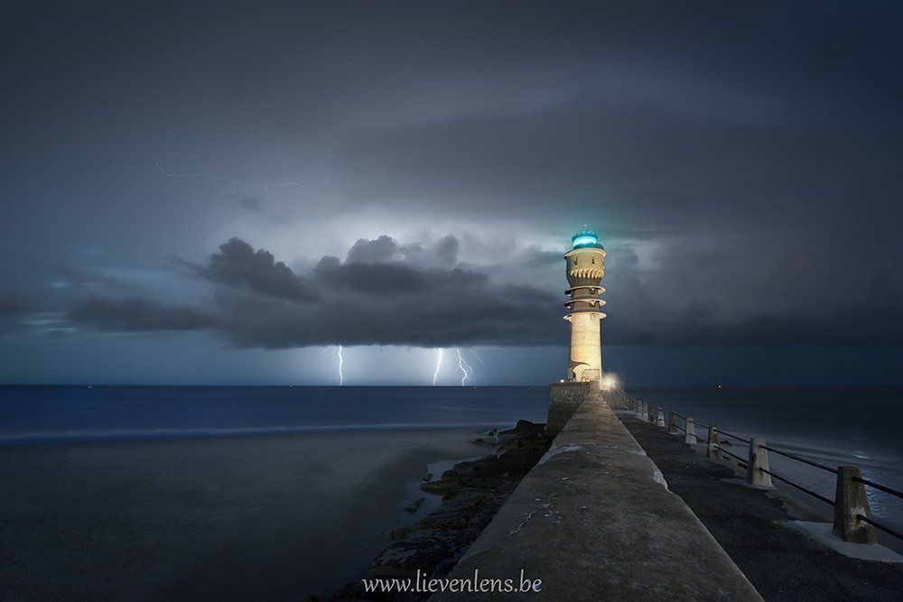 lighthouse lightning