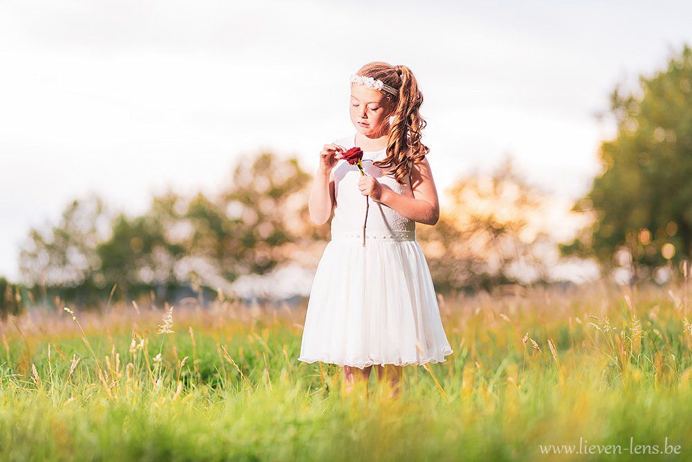 communiefoto meisje natuur buiten