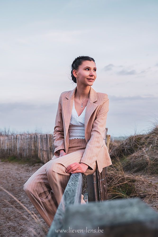 Voorbeelden communiefoto's aan zee en in de duinen