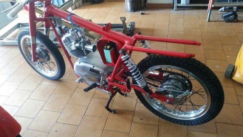 telaio moto guzzi d'epoca