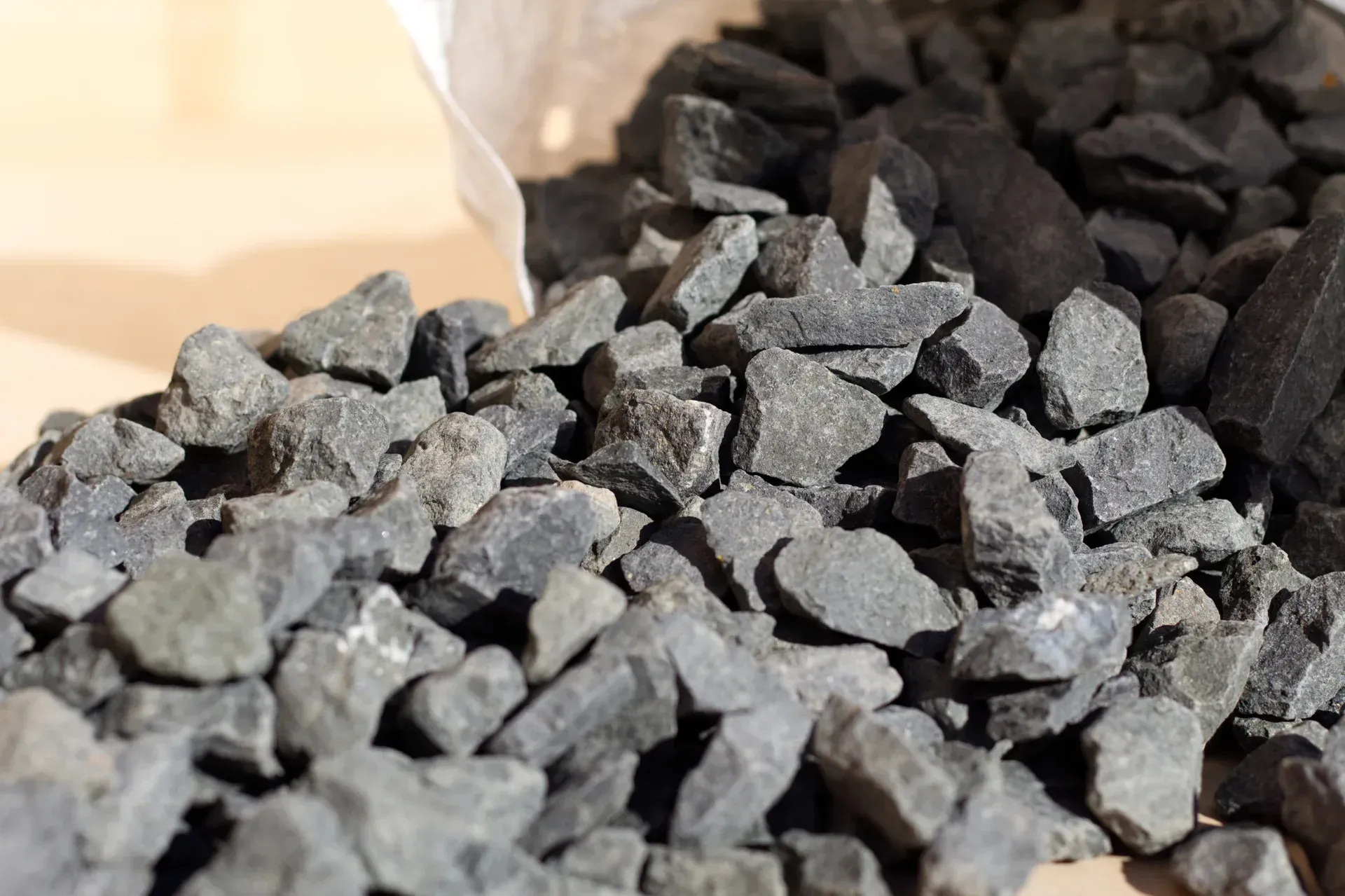Your Best Source for Affordable Black Tejas Rock Bulk Purchase