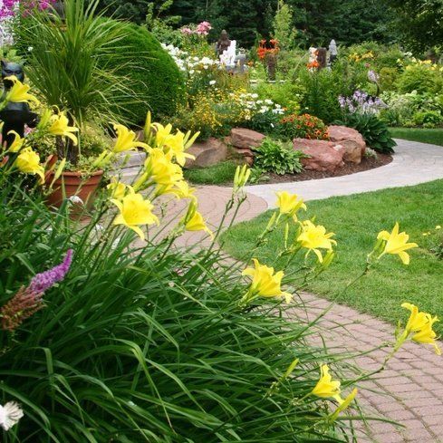 Landscaping design and installation in St. Charles MO