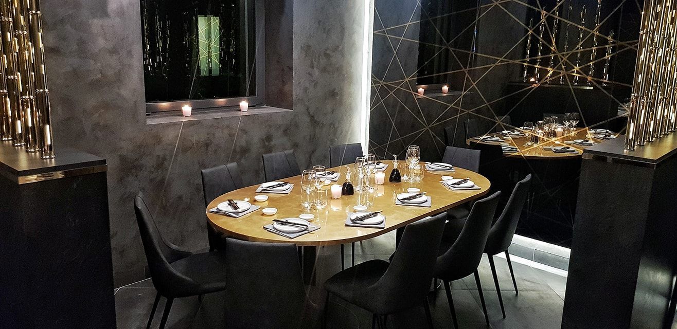 Tavolo apparecchiato