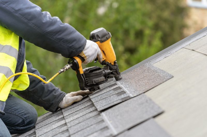 A Guide to Choosing the Right Roofing Material