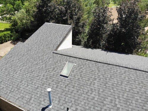 asphalt roofing shingles