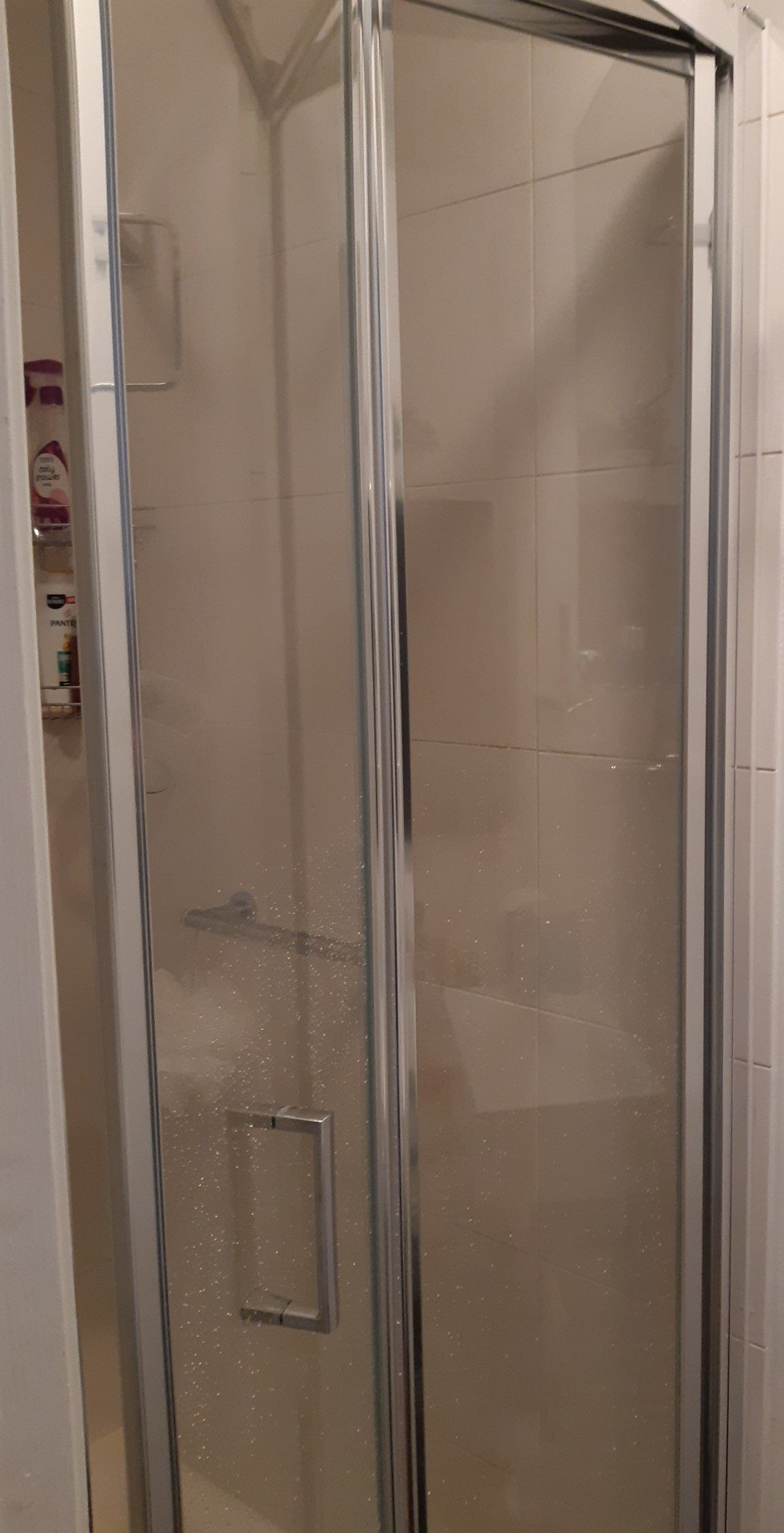 shower door instalation wimbledon