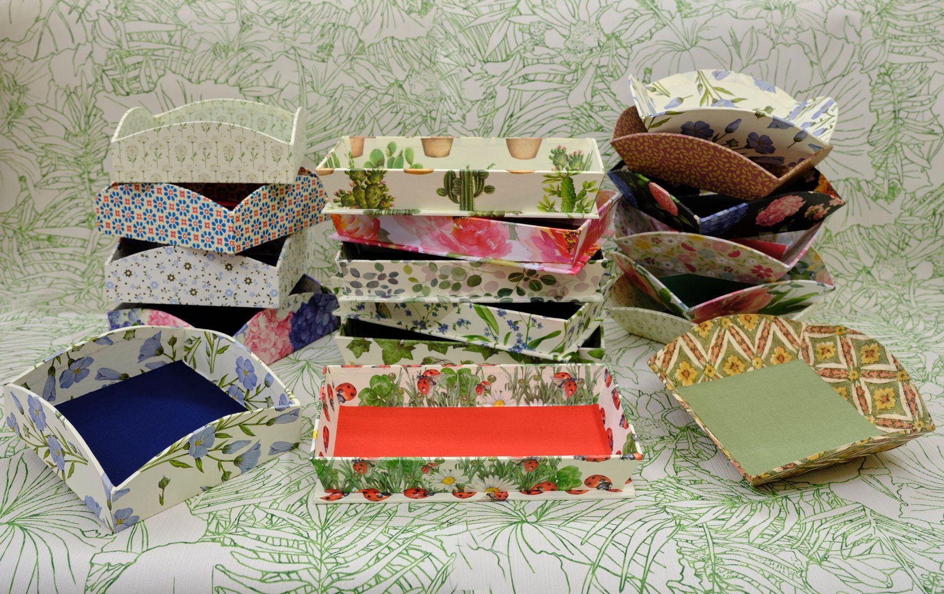 scatole personalizzate, portagioie, svuotatasche, porta oggetti