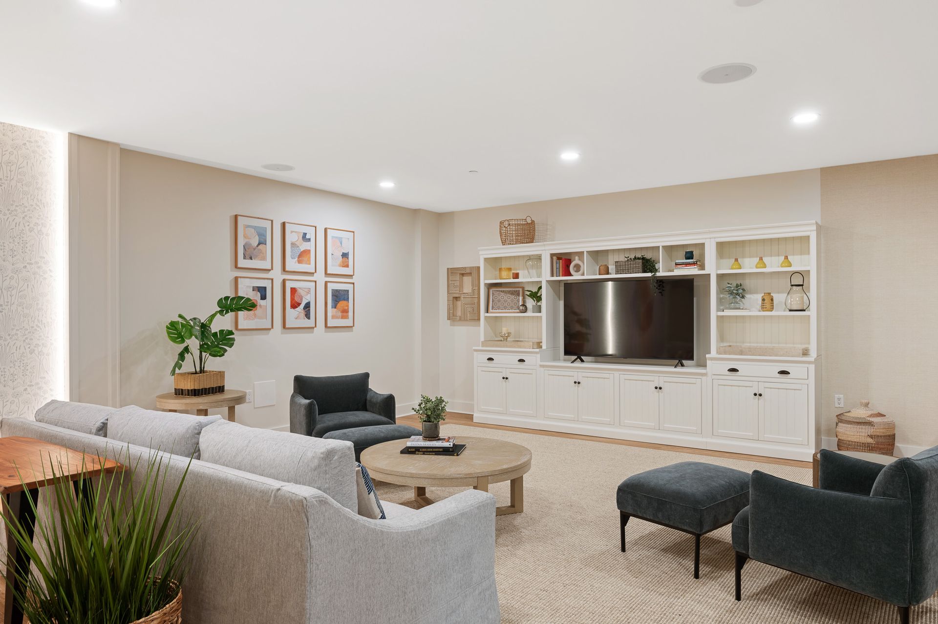 Photo of the club house tv area