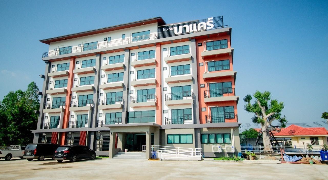NaCare Hotel Exterior