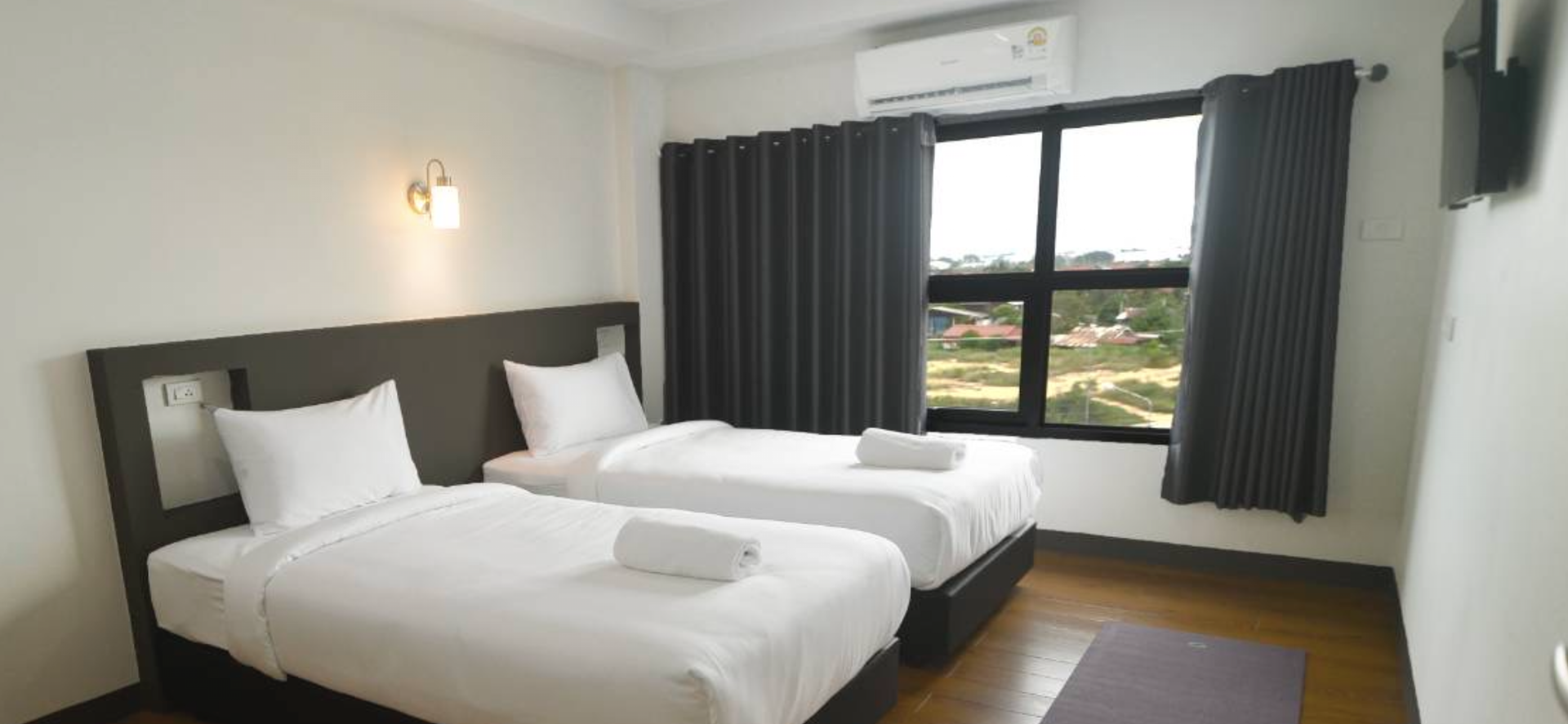 NaCare Hotel Superior Twin Bed