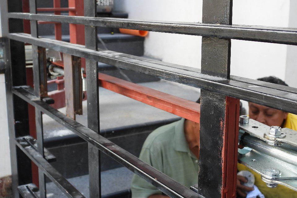 multiservicios electrónicos