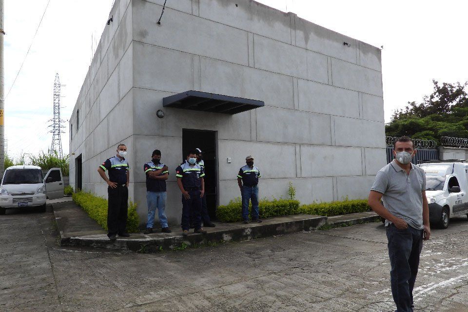 multiservicios electrónicos