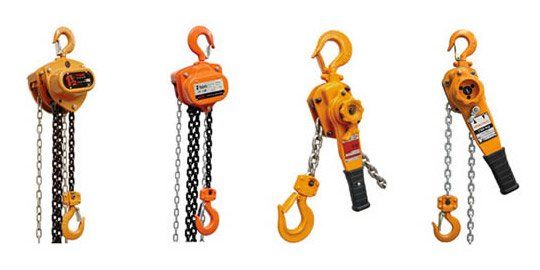 Se muestran cuatro tipos diferentes de polipastos de cadena sobre un fondo blanco.