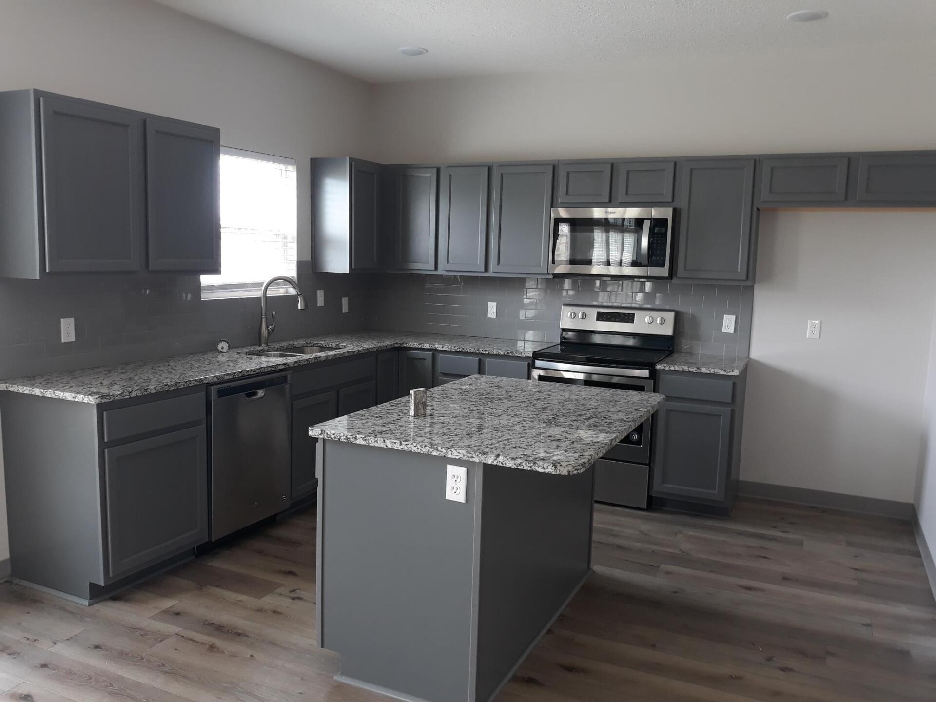 Manor Hill Photo Gallery