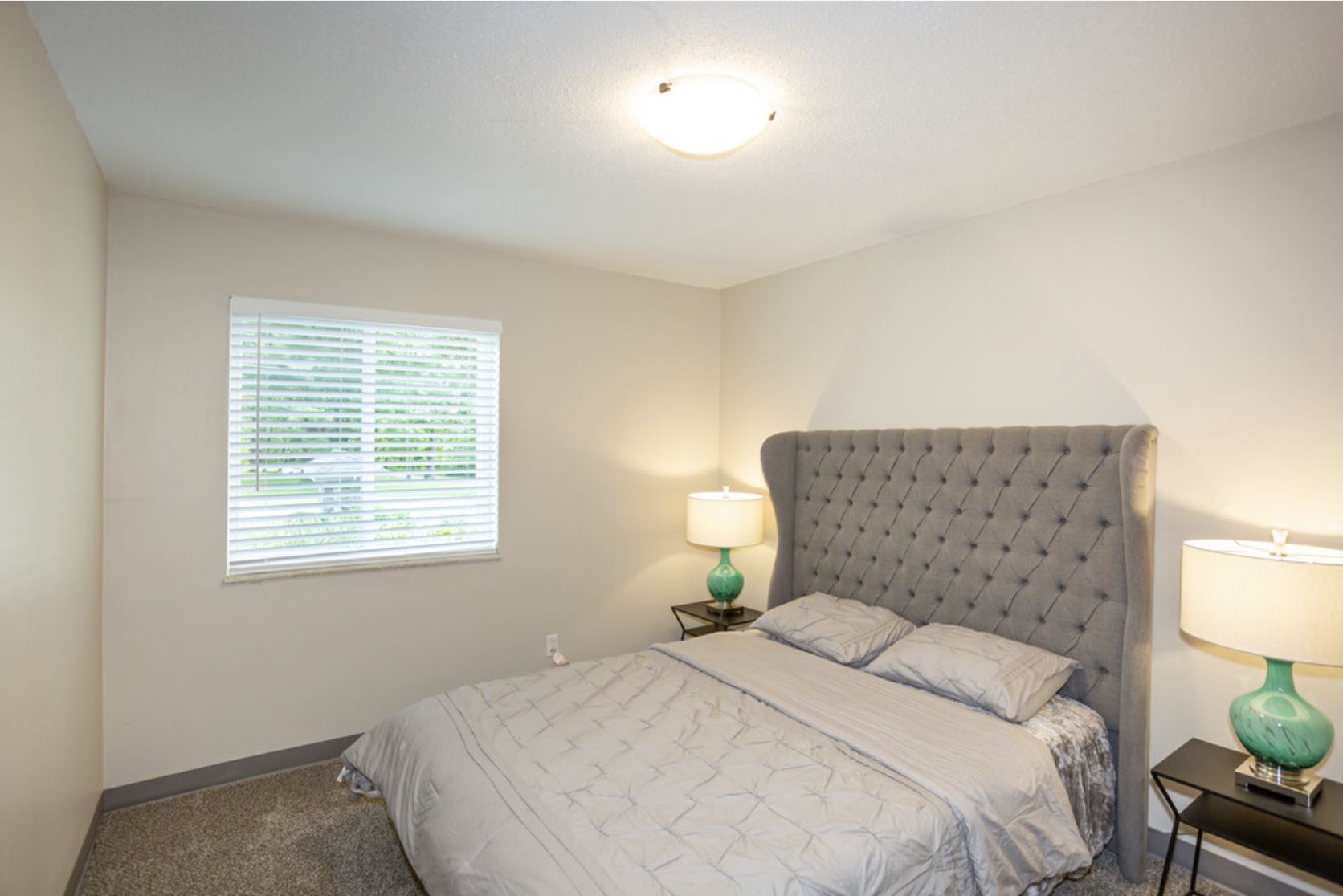 Parkway Apartments Photo Gallery