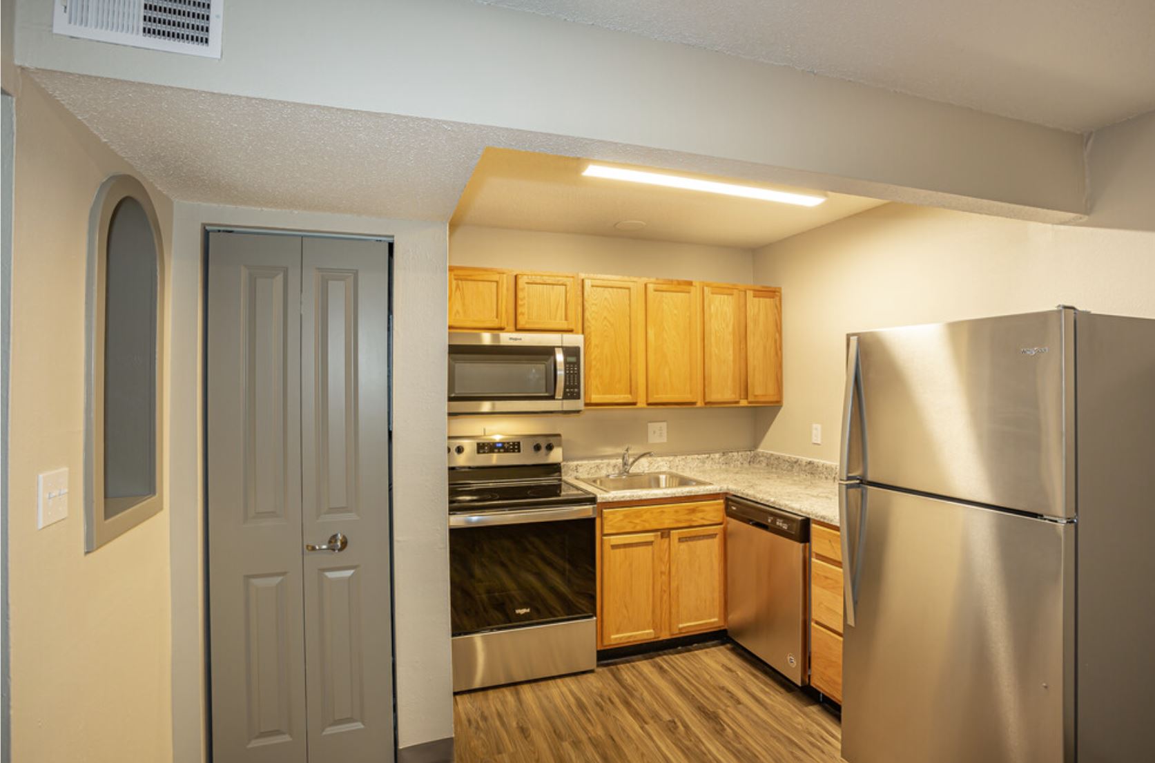 Parkway Apartments Photo Gallery