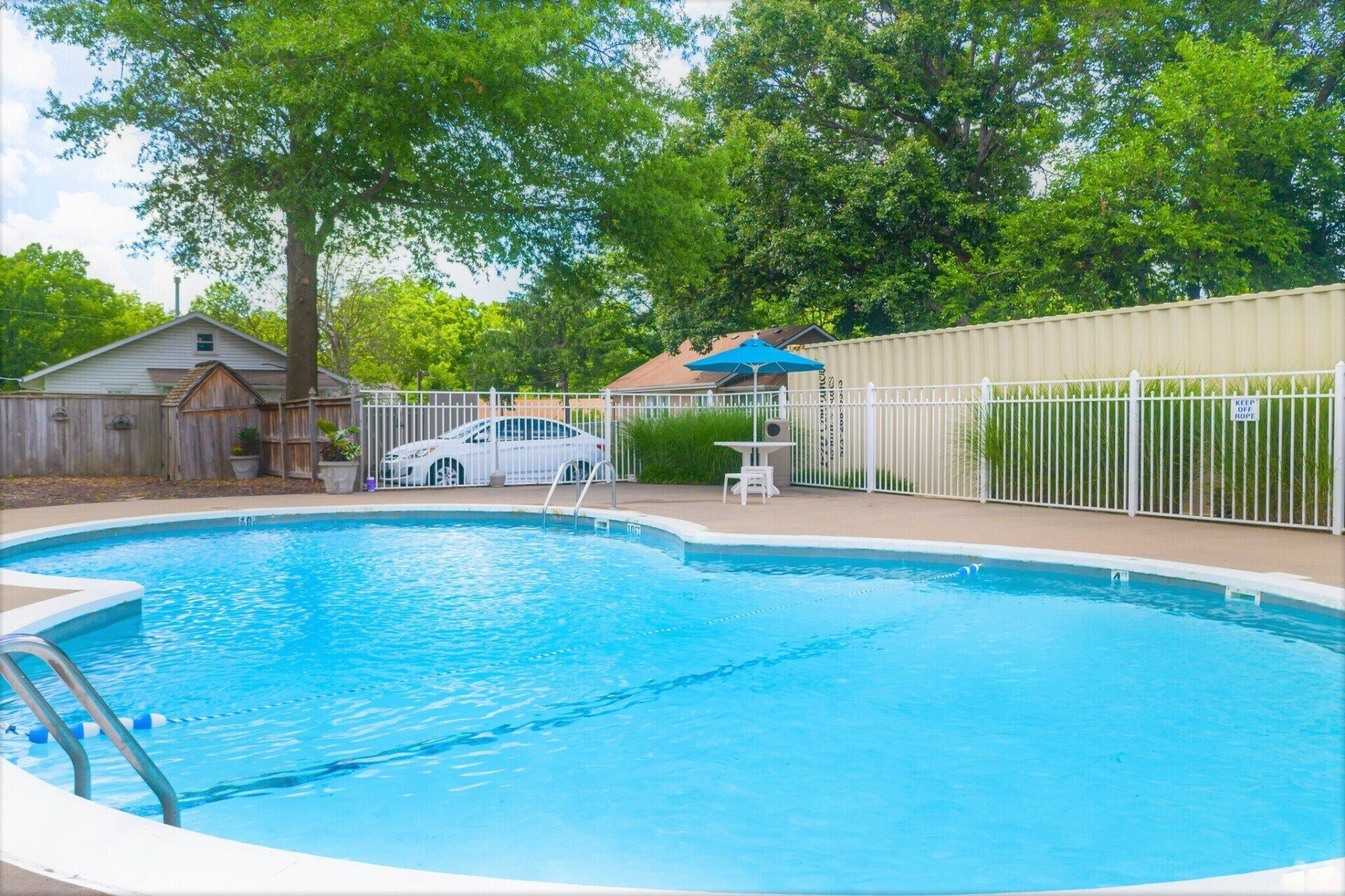 Parkway Apartments Photo Gallery