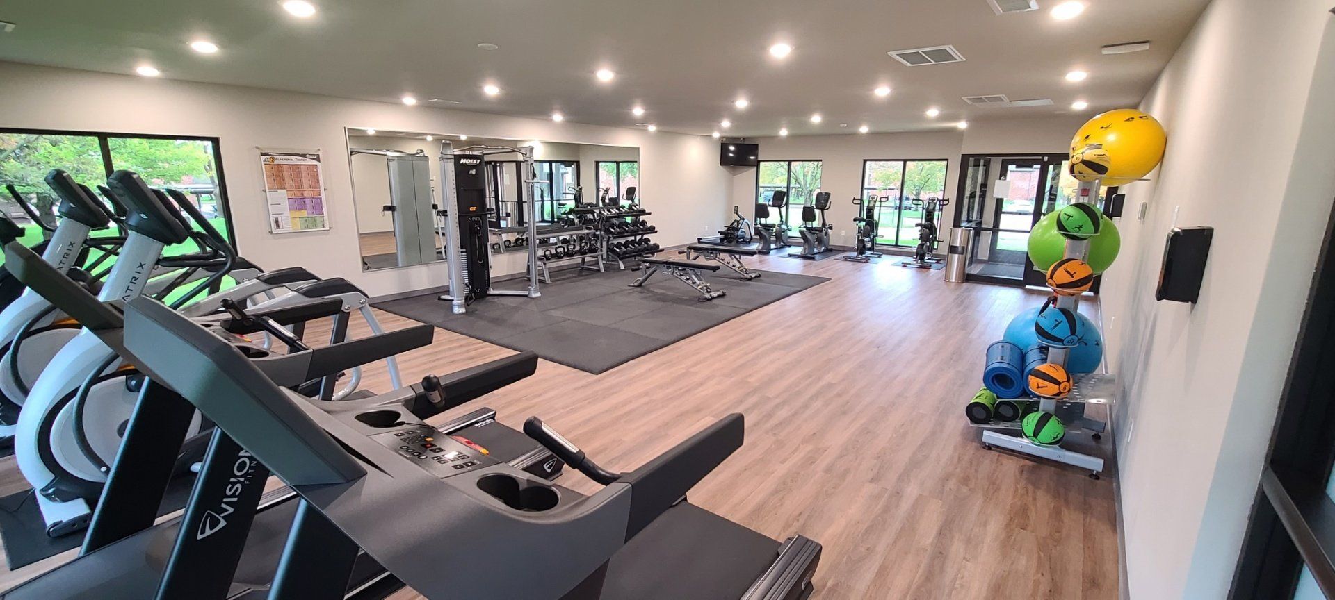 Broadway Village Photo Gallery