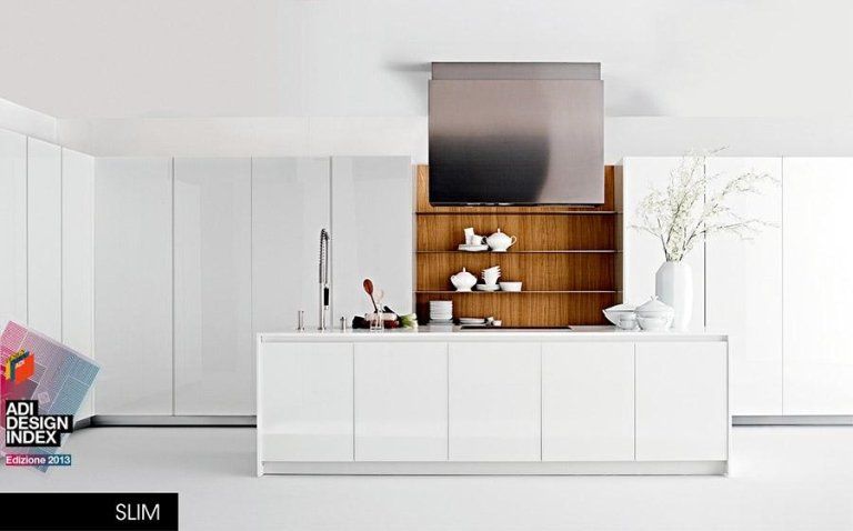 Cucina a isola bianca