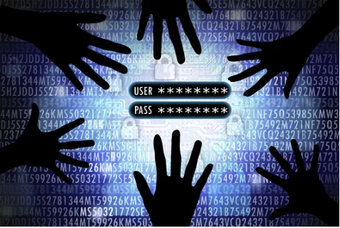 COMBATTRE LE VOL D'IDENTIFIANTS AVEC L'AUTOMATISATION-LA RÉPONSE AU CASSE-TÊTE DES CISOs