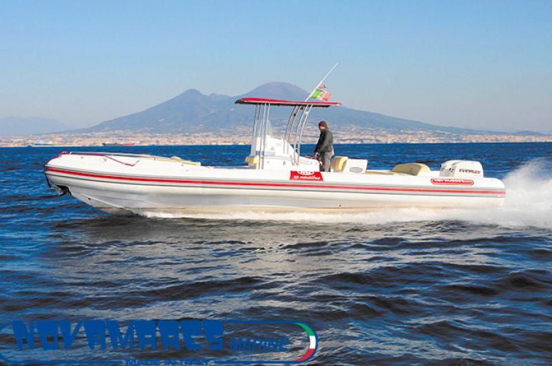 Novamares Nautilus 33 FB in mare