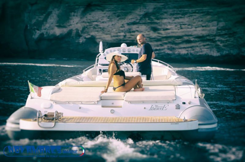 Nautilus 33 EFB﻿ panoramica