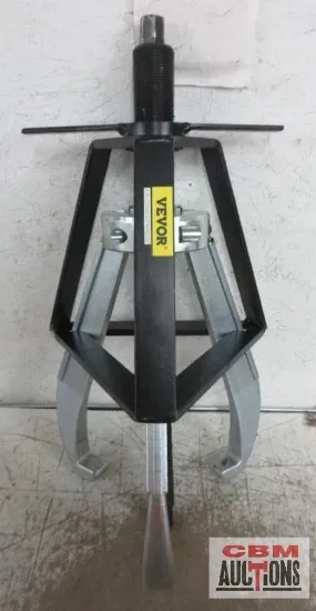 A bobcat skid steer is for sale at crm auctions