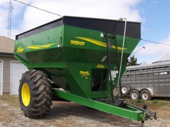 John Deere Trailer