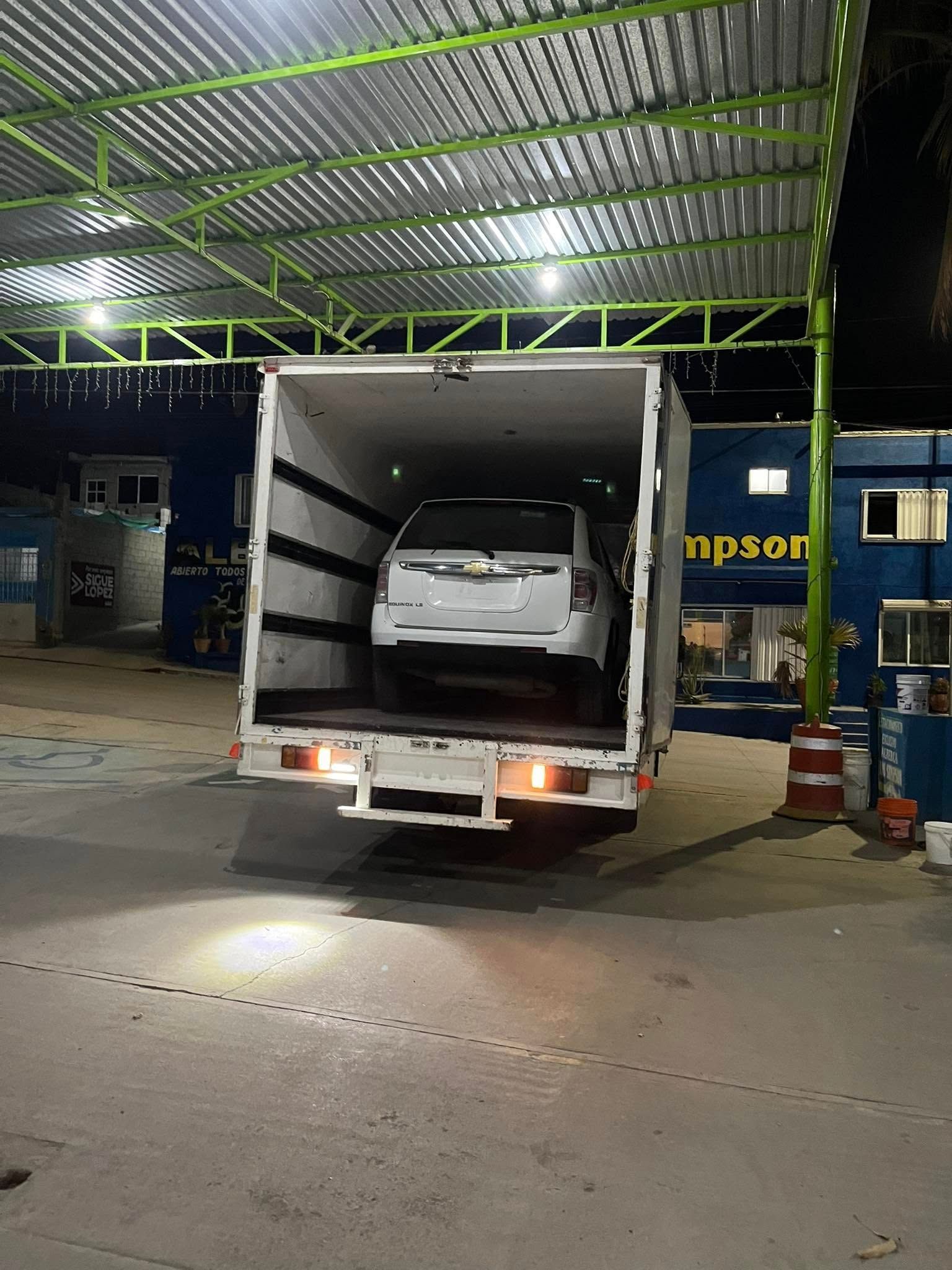 FLETES Y MUDANZAS DEL CABO