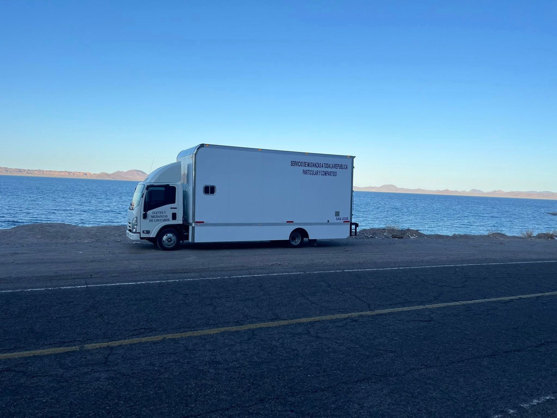 FLETES Y MUDANZAS DEL CABO