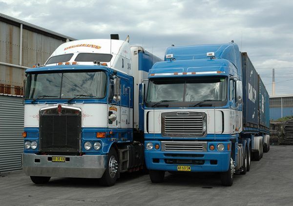 Braileys heavy haulage trucks
