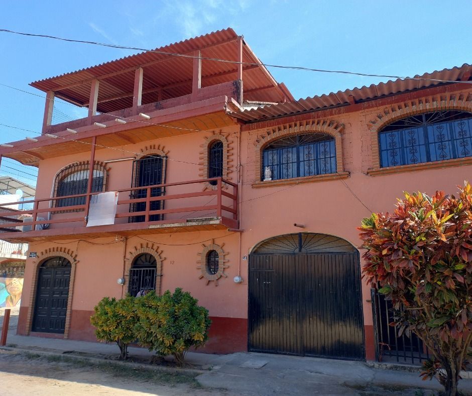 CASA DE LA PLAZA