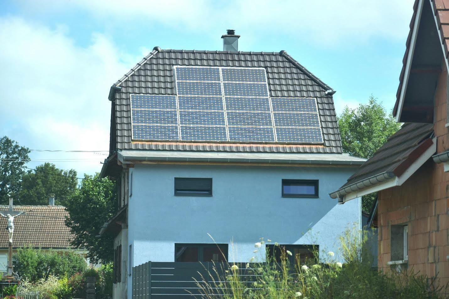 Solar panel cleaning risks.