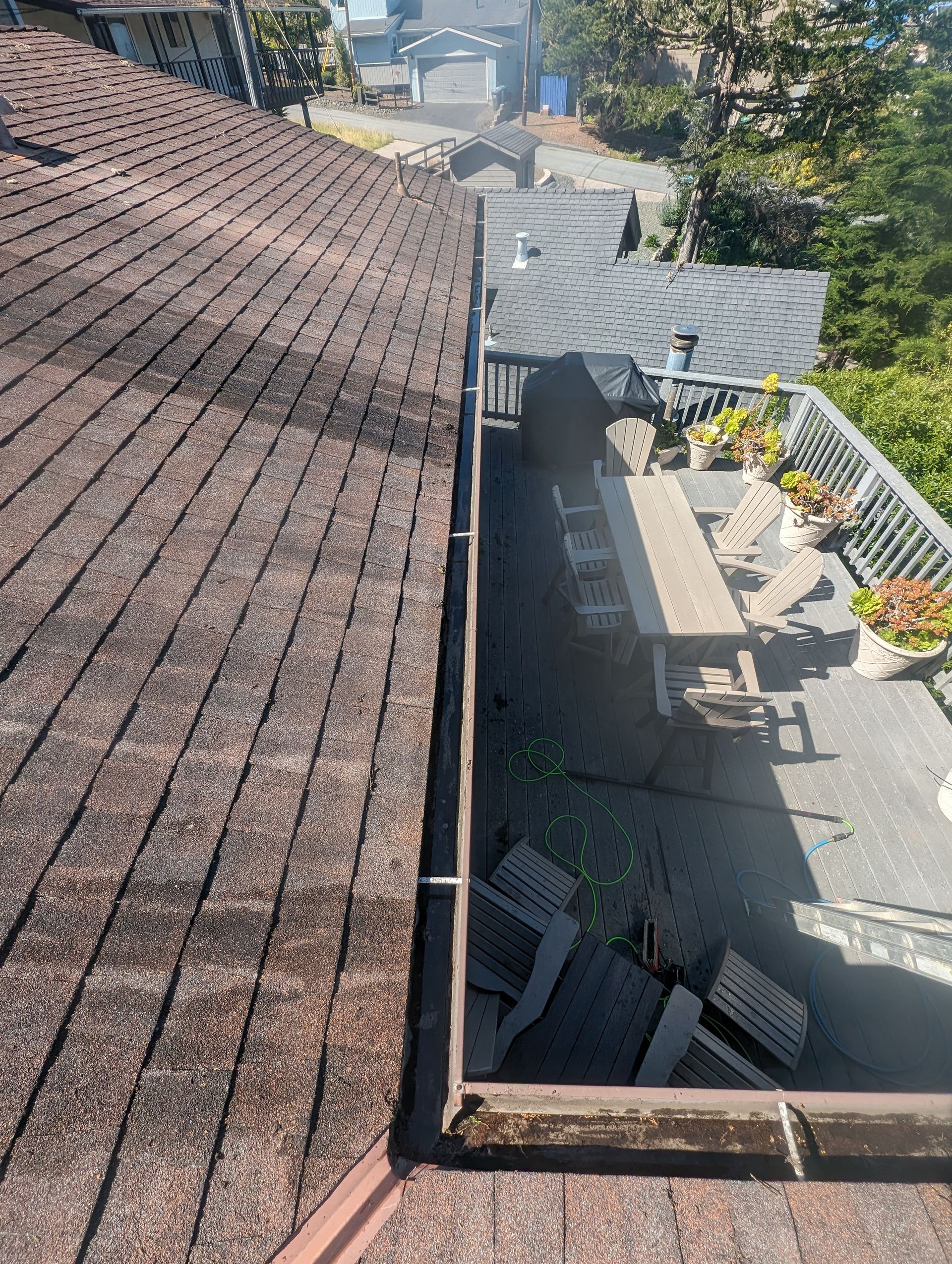 House Roof Gutter Cleaned