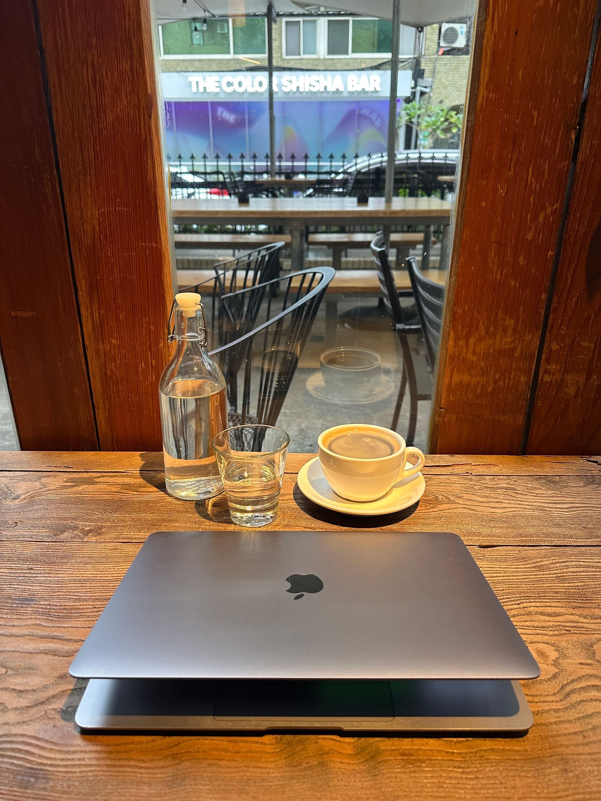 忠孝敦化站咖啡廳，Costumice Café