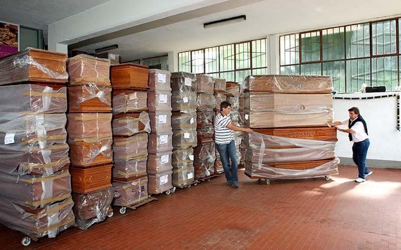 magazzino cofani e casse